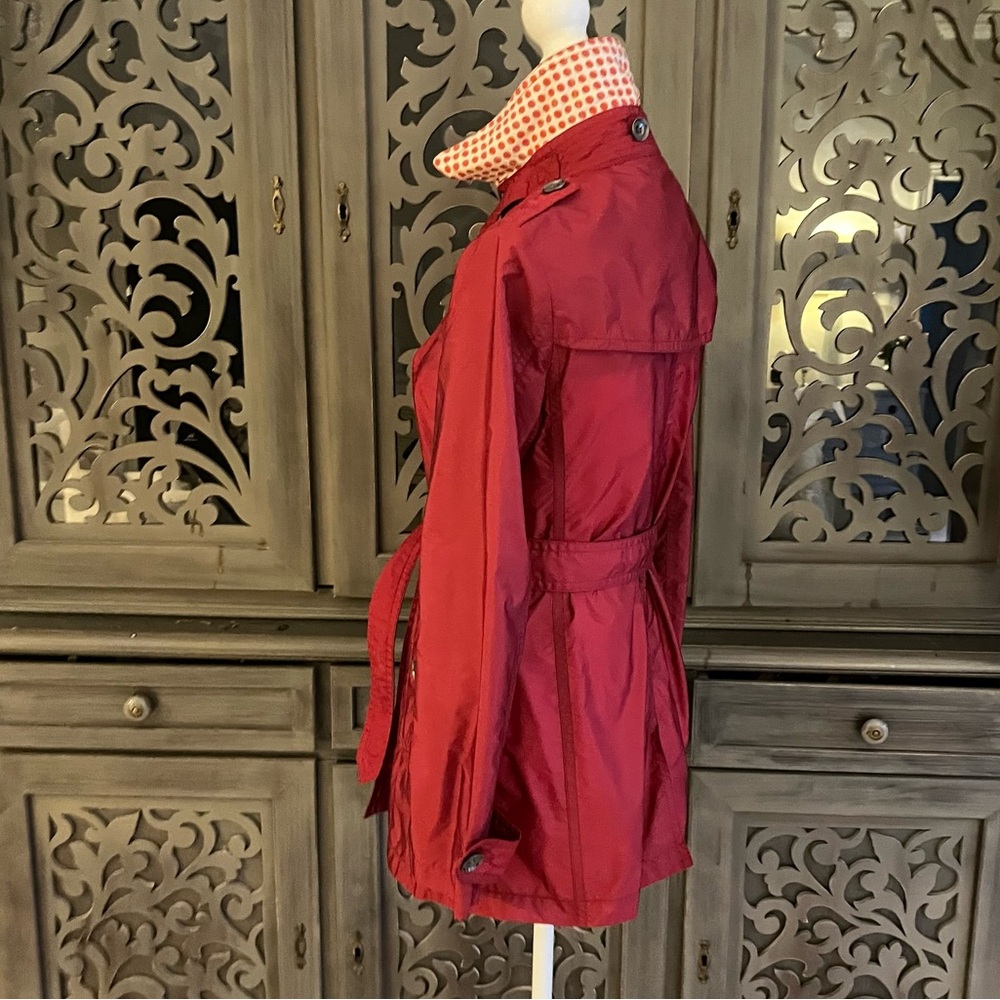 Burberry Brit cranberry red trenchcoat 4 - Picture 6 of 16